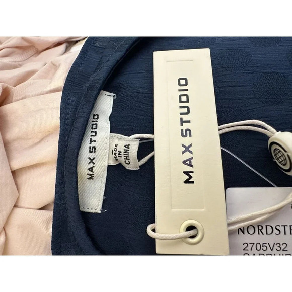 Max Studio Jacquard Shine Dot Waist Tie Blouse‎ - Picture 4 of 5